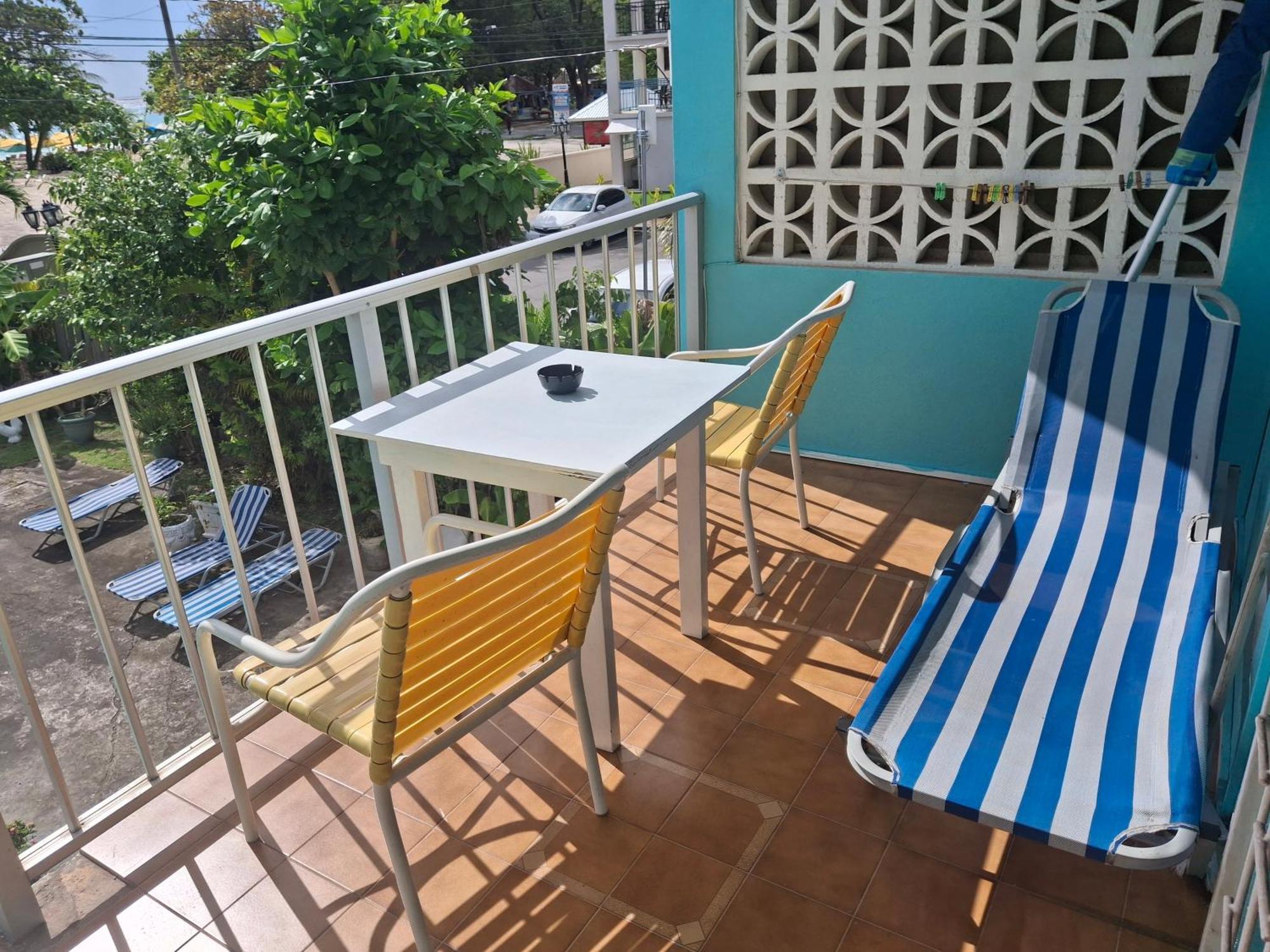 Ocean View Apartments Bridgetown Dış mekan fotoğraf