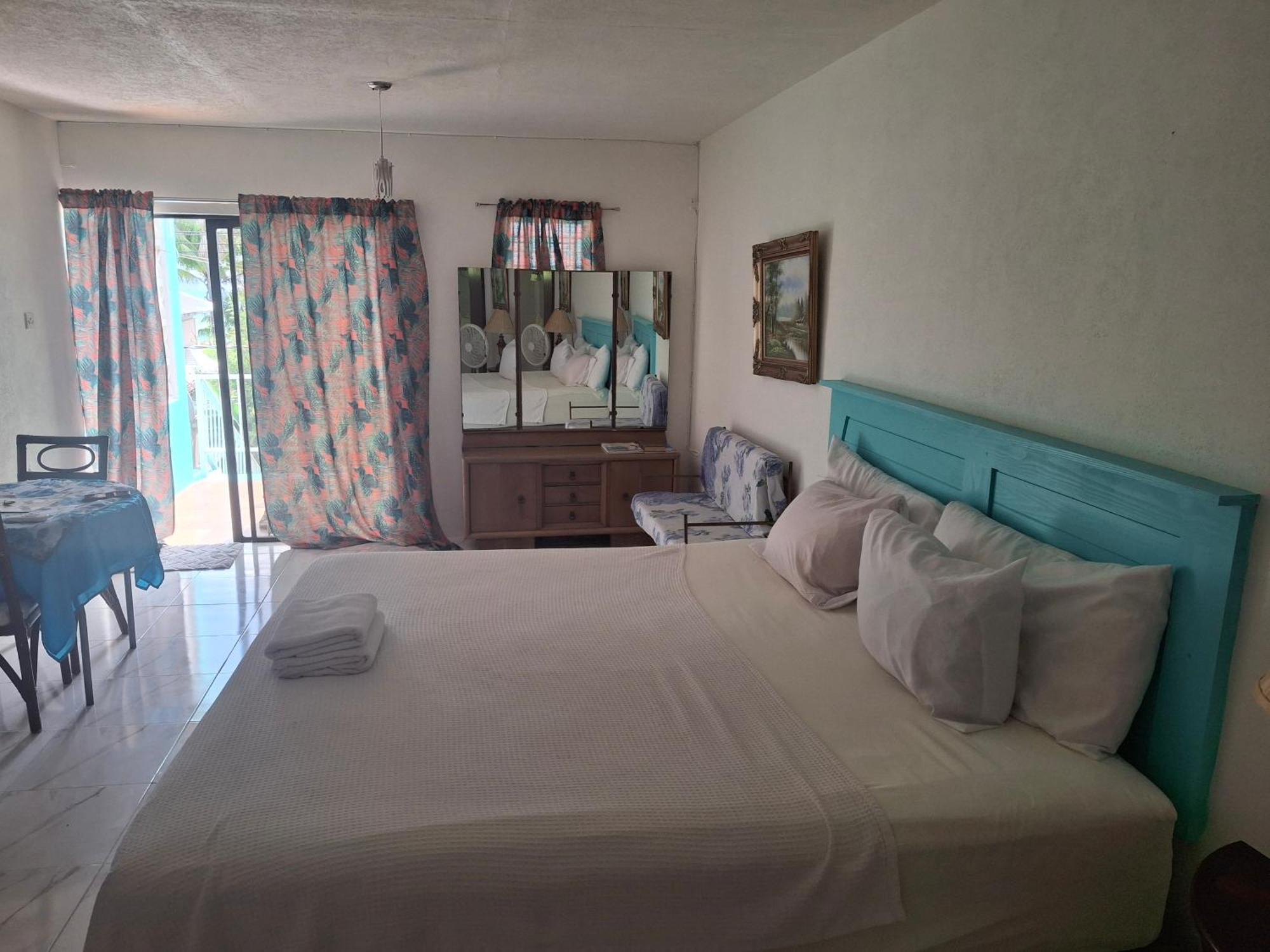 Ocean View Apartments Bridgetown Dış mekan fotoğraf