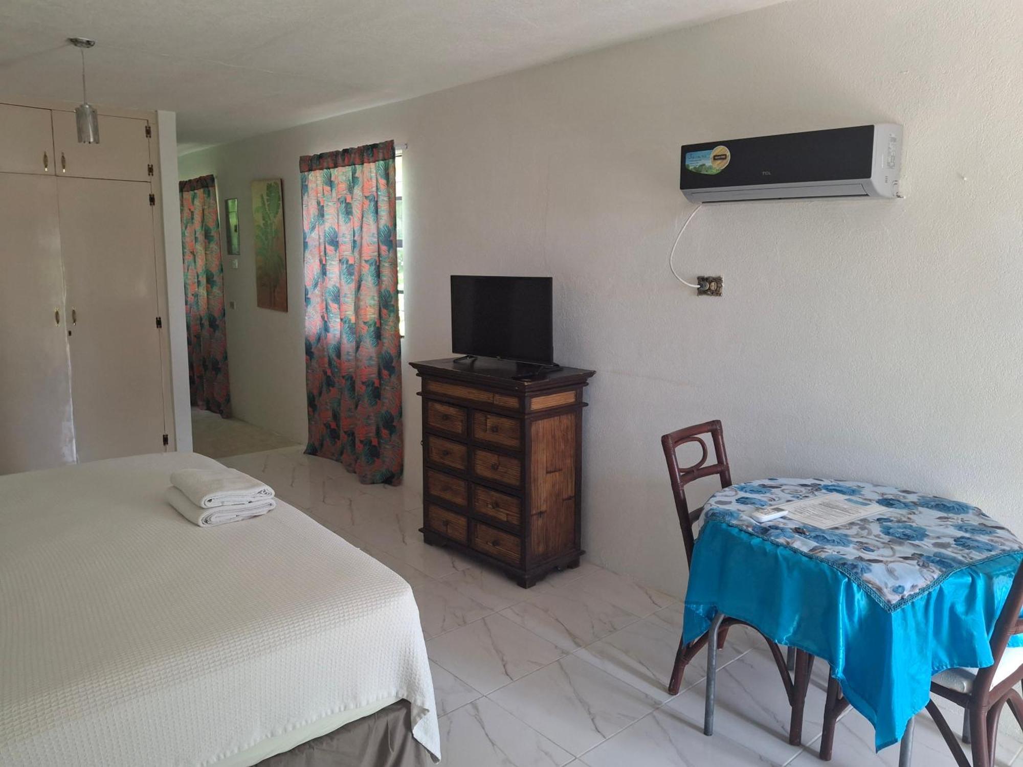 Ocean View Apartments Bridgetown Dış mekan fotoğraf